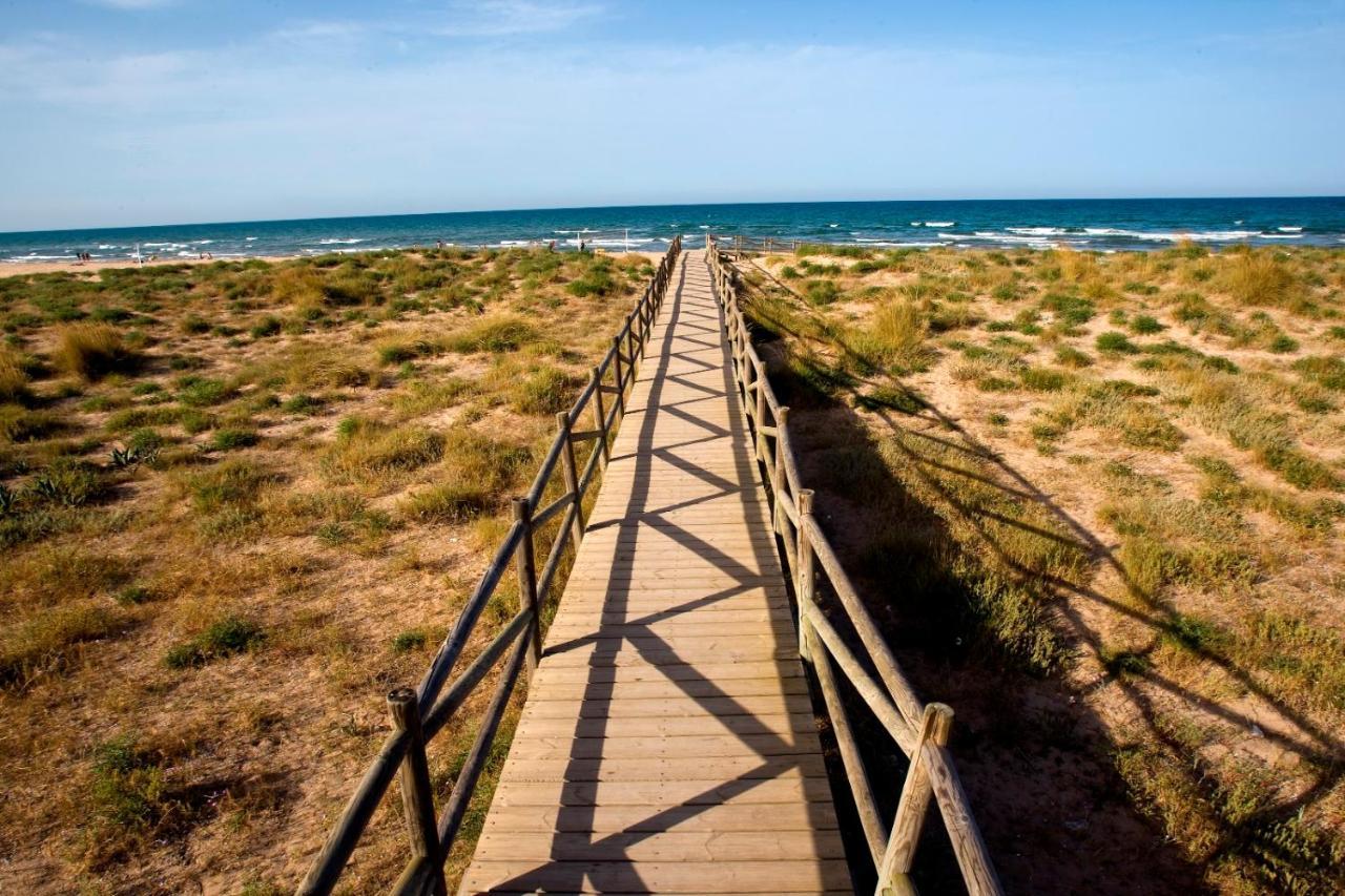 Capri Gandia Primera Linea - Alquiler Solo Familias Playa de Gandia Eksteriør bilde
